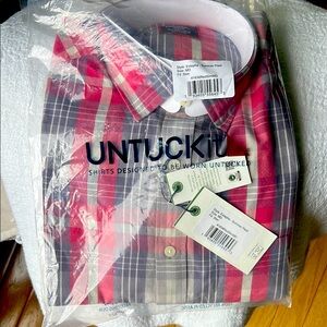 UNTUCKit Red and Blue Casual Button Down Shirt